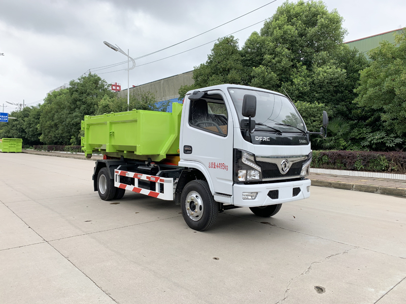 中潔牌XZL5040ZXX6型車(chē)廂可卸式垃圾車(chē)